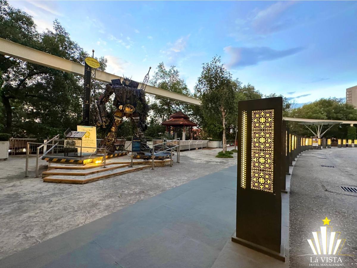 The Shore Hotel & Residences By La Vista Malacca Kültér fotó